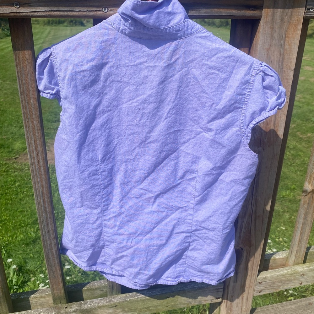 Women’s purple button up shirt